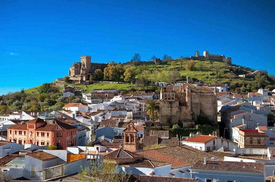 Arriba y Abajo. Turismo rural en Zufre, Sierra de Aracena