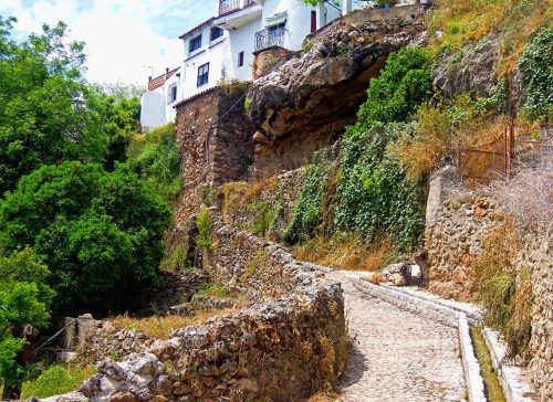 Arriba y Abajo. Turismo rural en Zufre, Sierra de Aracena